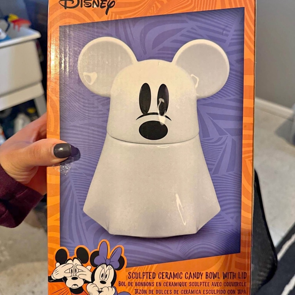 NWOT Disney White Mickey Mouse Ceramic Candy Bowl